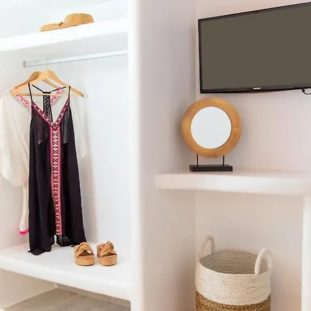 En Lefko Boutique House