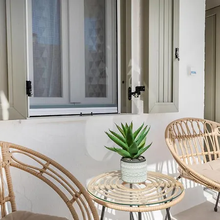 En Lefko Boutique House Daire Naxos City